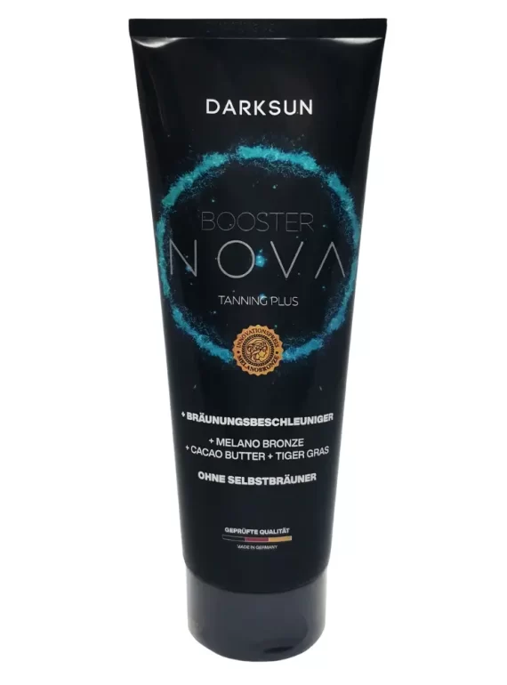 Darksun Booster Nova MB-Cacao Butter 125ml soliariumo kremas - juoda pakuotė su mėlynu šviečiančiu apskritimu, su melanino bronzantu ir kakavos sviestu bei augaliniais aliejais (kanapių, persikų, graikinių riešutų, saulėgrąžų) intensyviam ir ilgalaikiam įdegiui