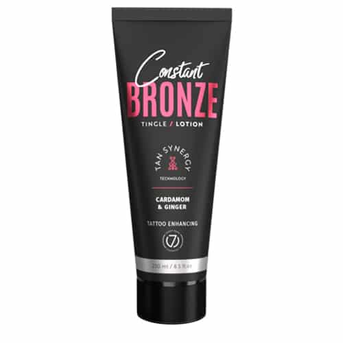 "Seven Suns Constant Bronze Tingle 250ml soliariumo losjonas - juoda pakuotė su rožiniu akcentu, su kardamonu ir imbieru, dilgčiojantis efektas kūnui, drėkinantis ir paryškinantis tatuiruotes, su Tan Synergy technologija intensyviam įdegiui