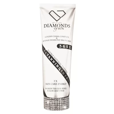 Soliariumo kremas"Diamonds of Sun"Dark tanning energy.Sudėtyje yra žaliosios arbatos ir alavijo lapų sulčių. Baltos tūbelės dizainas su deimanto logotipu viršuje ir blizgančiu deimantų papuošimu apačioje.250ml